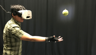 Catching-a-Real-Ball-in-Virtual-Reality-Image4